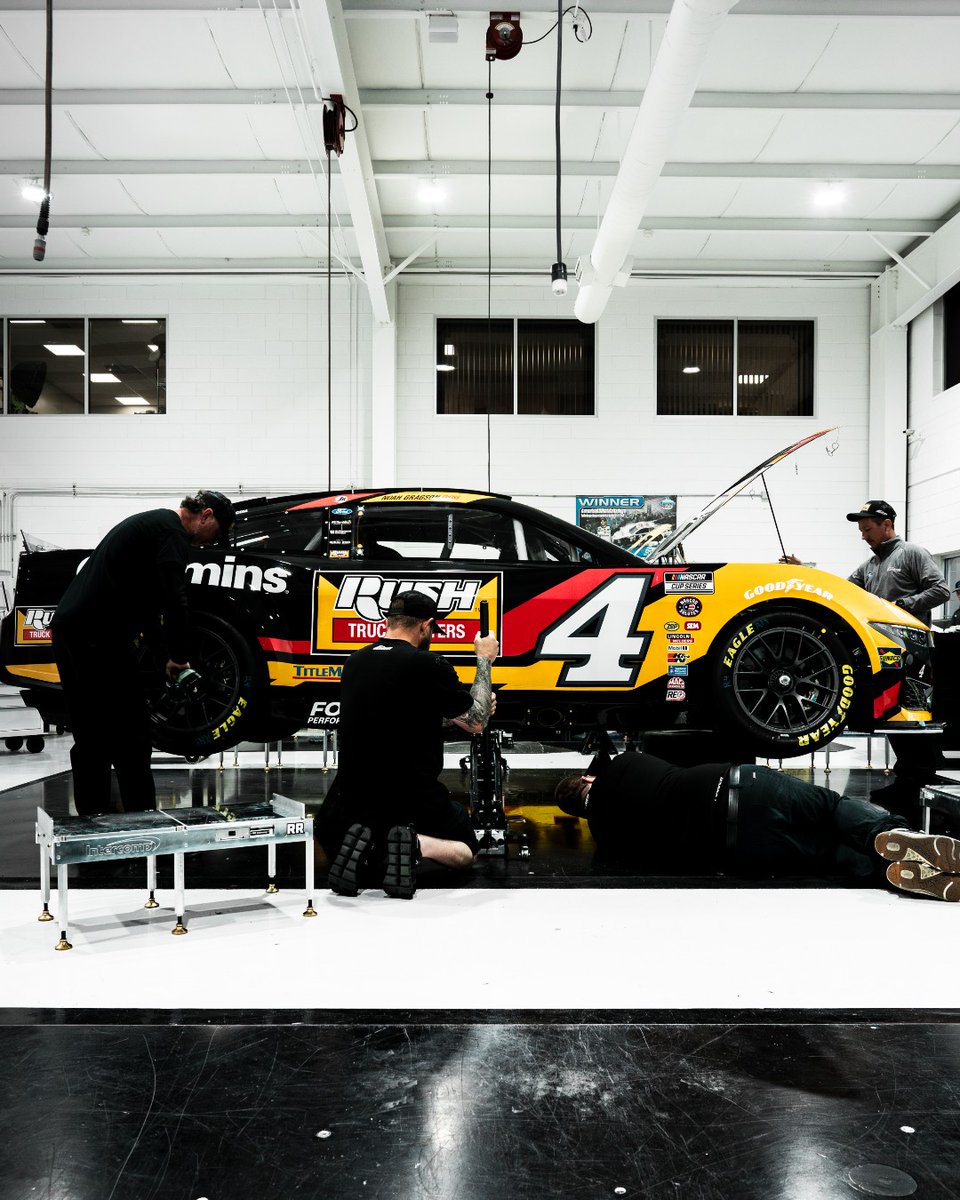 Rush Truck Centers (@rushtruckcenter) on Twitter photo Texas ready. 📸 <a href="/Team_FRM/">Front Row Motorsports</a>
<a href="/TXMotorSpeedway/">Texas Motor Speedway</a> <a href="/NoahGragson/">Noah Gragson</a> <a href="/Cummins/">Cummins Inc.</a>
#NASCAR #Motorsports #TexasMotorSpeedway Texas ready. 📸 <a href="/Team_FRM/">Front Row Motorsports</a>
<a href="/TXMotorSpeedway/">Texas Motor Speedway</a> <a href="/NoahGragson/">Noah Gragson</a> <a href="/Cummins/">Cummins Inc.</a>
#NASCAR #Motorsports #TexasMotorSpeedway