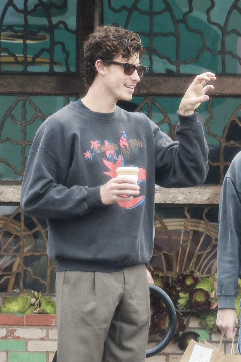 Shawn Mendes hoje em Los Angeles.