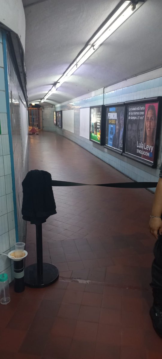 Myriam Bregman (@myriambregman) on Twitter photo #Subte La estación Perú de la Línea A esta cerrada por un evento privado <a href="/jorgemacri/">Jorge Macri</a> #Subte La estación Perú de la Línea A esta cerrada por un evento privado <a href="/jorgemacri/">Jorge Macri</a>