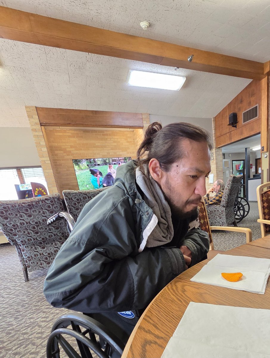 WabassoWellness's tweet image. Taste Test Challenge! 🍽️
We put our taste buds to the test with Ruffle chips! 60% of residents and staff guessed correctly—turns out, the Hot Wings flavor was the tangiest! 😋🔥

#TasteTestChallenge #RuffleChips #FunTimes #GuessingGame