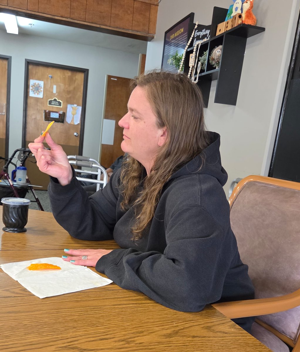 WabassoWellness's tweet image. Taste Test Challenge! 🍽️
We put our taste buds to the test with Ruffle chips! 60% of residents and staff guessed correctly—turns out, the Hot Wings flavor was the tangiest! 😋🔥

#TasteTestChallenge #RuffleChips #FunTimes #GuessingGame