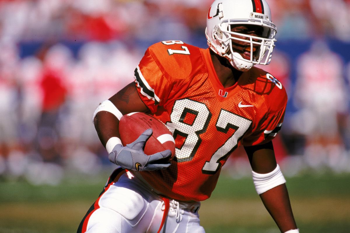 canesmuse's tweet photo. Most REC TDs in a season by a Miami Hurricane: 

13 — Leonard Hankerson (2010)
11 — Xavier Restrepo (2024) 
11 — Michael Irvin (1986) 
10 — Phillip Dorsett (2014)
10 — Andre Johnson (2001) 
10 — Reggie Wayne (2000)
10 — Lamar Thomas (1992) 

Who was your favorite? https://t.co/hoEqWvvVxg