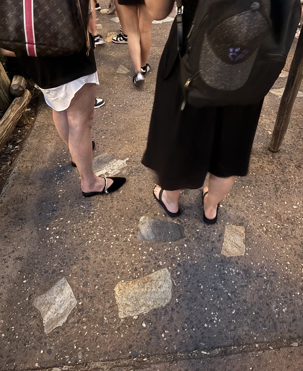 thispptisonfire's tweet image. Which outfit / footwear at Disney World is more ridiculous