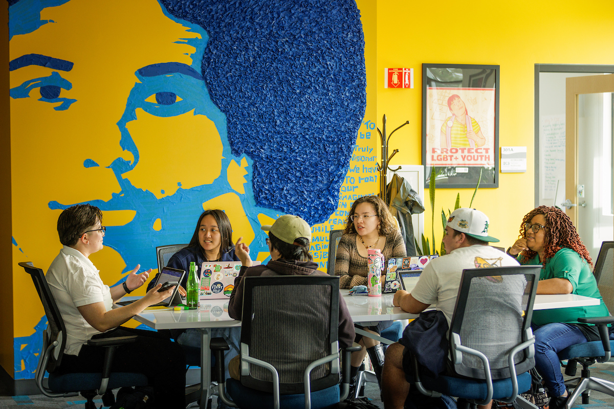 CSUMB's tweet image. 🗣️ What makes #CSUMB feel like home? Spaces where community grows — now at risk due to a proposed $375M cut to @calstate.

Despite historic growth, we face fewer services, support and space to belong. Let’s raise our voices — for our future and each other. #StopCSUCuts
