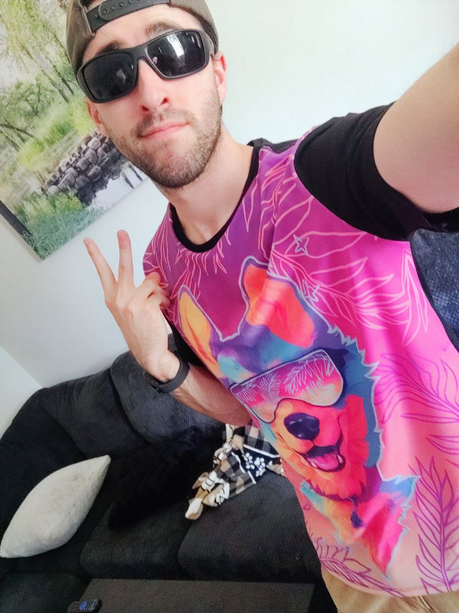 IT'S #FursuitFriday PRE-CON EDITION 
Here's how to find this doggy at FWA! 🐕

Pictures: please! ✅
Hugs: always open to these, ask first if you aren't sure! 🤗
Uppies: please don't pick me up without asking! ❌

Hope to see you there! 🩵