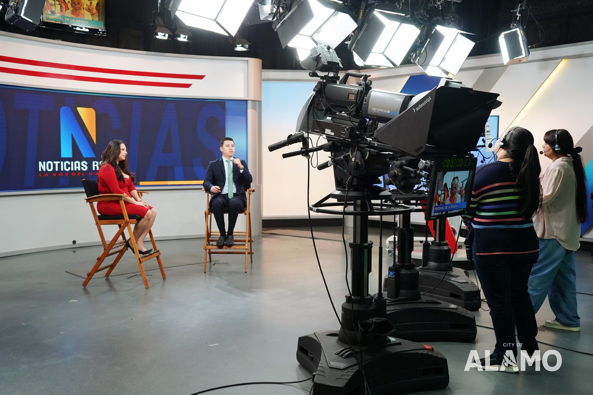 CityofAlamo's tweet image. 🍉🎤 We stopped by Noticias RGV to spread the word — the Alamo Watermelon Festival is almost here!

📅 Sat, May 10 | 🎶 Food, music &amp;amp; family fun
🎟 FREE before 5 PM | $5 after
📍 600 E. Ridge Rd
🎫 TIXPlug.com

#WatermelonFestival #AlamoTX #RGVEvents