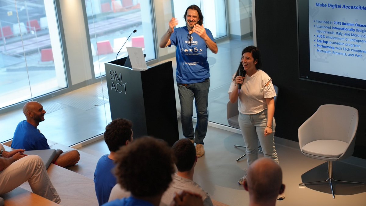 molengeek's tweet image. Top départ 🏁

Le hackaton est lancé ici à Padova 🇮🇹En partenariat avec @TechStationPD, @Techgrounds_NL et @EUErasmusPlus  🇪🇺. Une première journée intense et pleine d’énergie, d’idées et de collaboration. 🤝 Les équipes sont à fond… Et ce n’est que le début ! Rendez-vous demain…