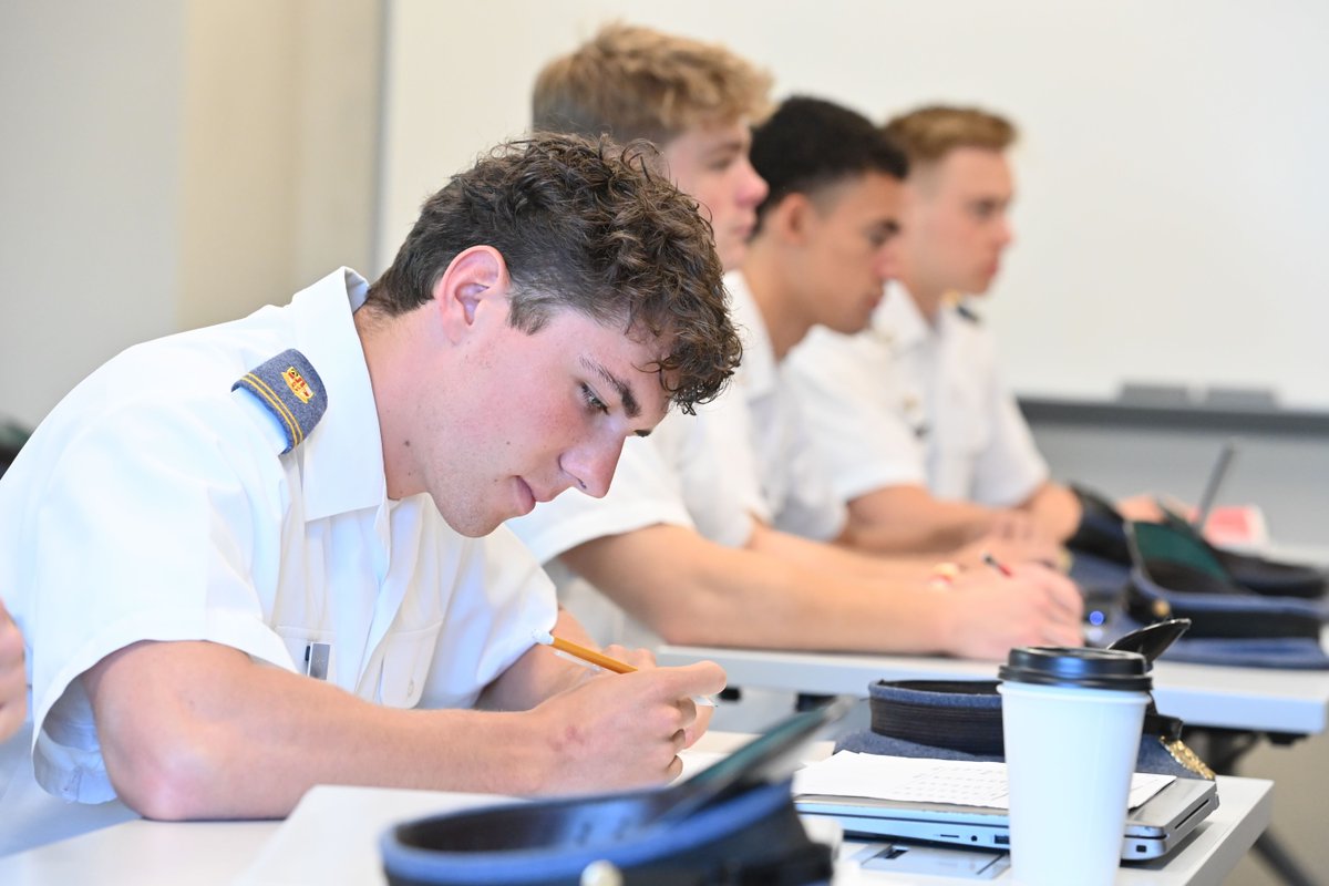 VMI1839's tweet image. 📚✅ Final day of classes for Spring 2025!

#VMI #Spring2025