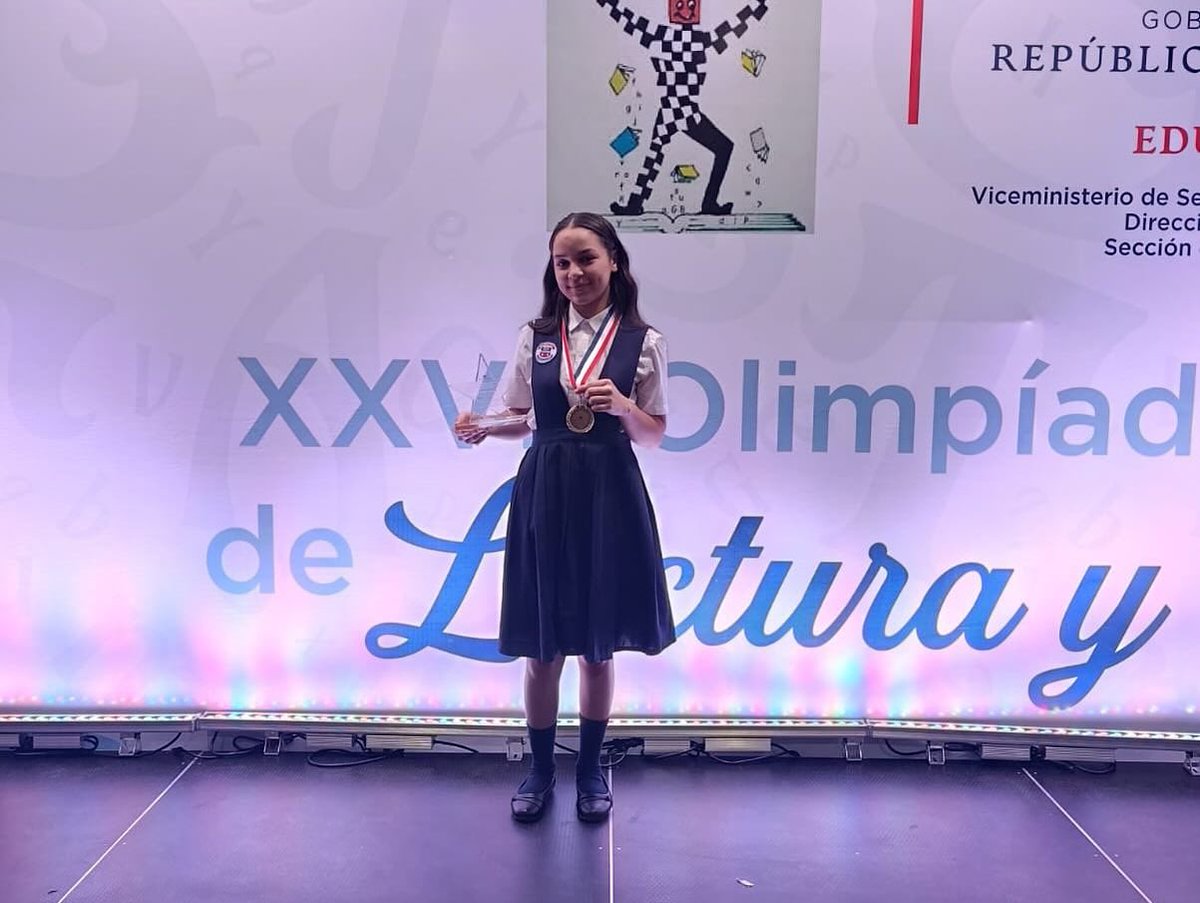 ¡San José de las Matas brilla a nivel nacional!

Keilin M. Zapata T, del Colegio Marcos A. Cabral, logró el 3er lugar en la Olimpíada Nacional de Lectura y Escritura 2025, dejando huella con su pluma, talento y pasión.

¡Orgullo serrano que inspira!

matense.net/una-joven-que-…