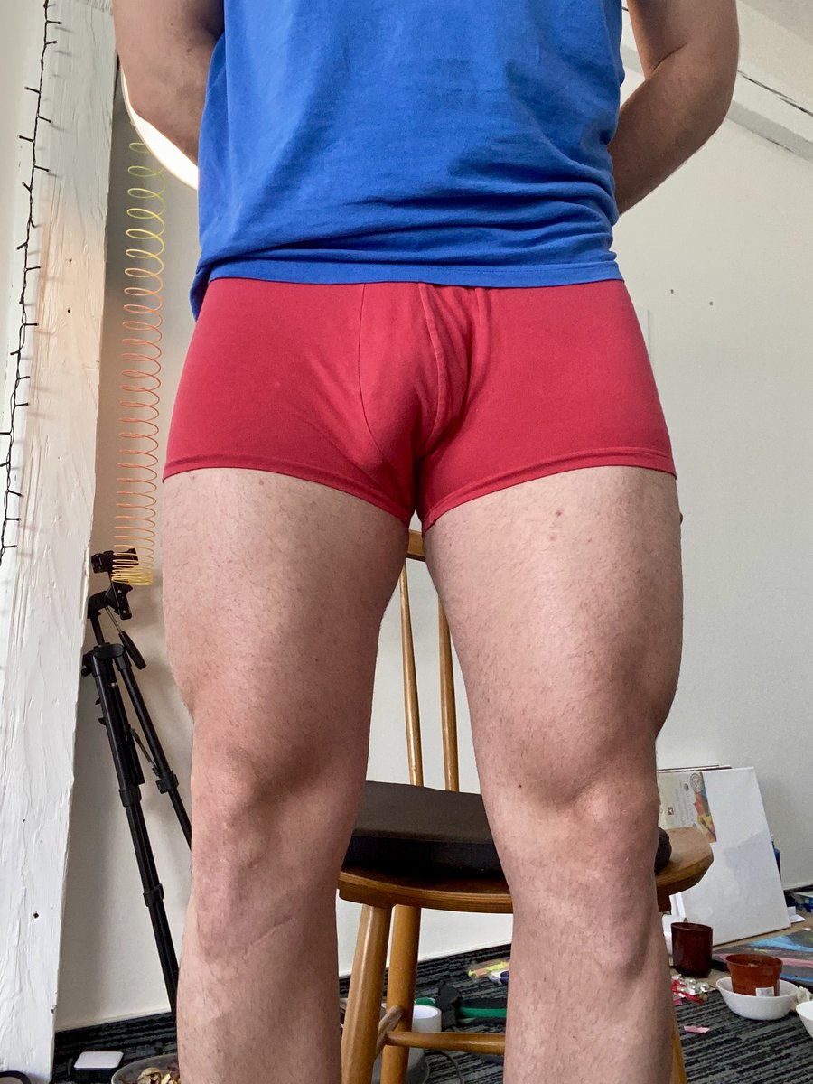 Sending a nuuuuud version to those who comment 😜