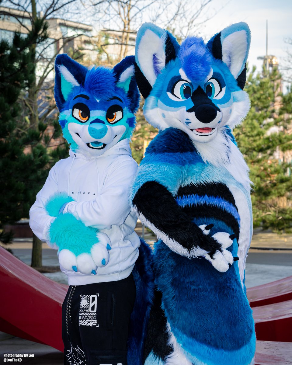 Back to Back

🧵  <a href="/AlphaDogsStudio/">Alpha Dogs</a> + <a href="/Legiarrd/">Legiarrd</a> &amp; <a href="/Fionka_Fursuits/">🐈 Fionka Fursuits 🐈</a>
📷  <a href="/LouTheK9/">💚Lou🤎</a> #FursuitFriday