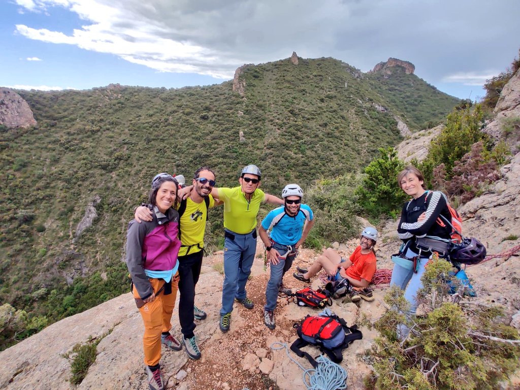 Entrenant per Dolomites d'aquest estiu!!! 💪💪💪
#GEAMReus #AECReus #FEEC