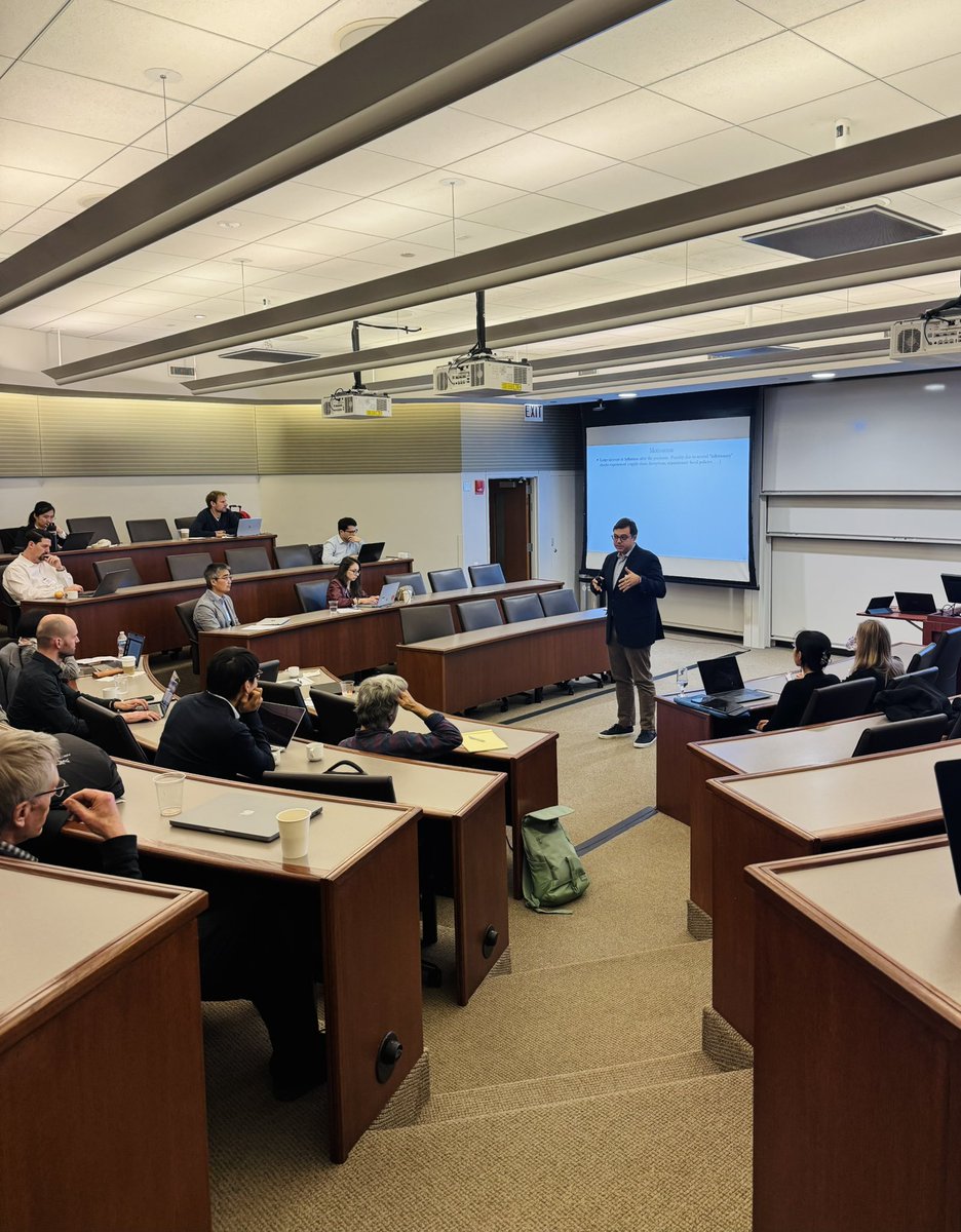 MFRProgram's tweet image. We’re delighted to have @luigi_bocola (Stanford/NBER) and Anna Cieslak (Duke) discuss the working paper, “Bond Market Views of the Fed.” Thanks to our participants for the engaging questions!
#EconTwitter