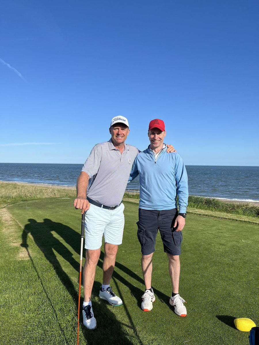 Pleasure to play 18 holes today in The European Club today with big Niall  (and the lads🌞)