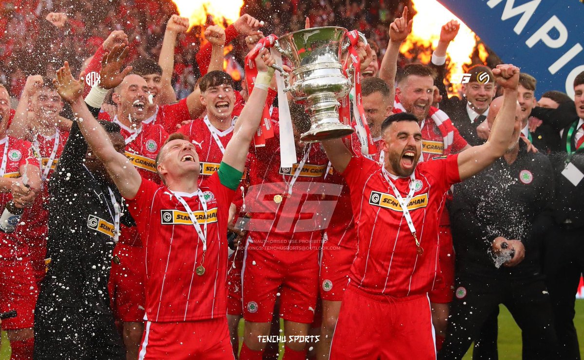 Caragh Uí Chorráin (@cnicneill_) on Twitter photo For the weekend that’s in it….Good luck to the Reds <a href="/cliftonvillefc/">Cliftonville FC</a> 🏆 for the Irish Cup Final tomorrow. Cheering you all on from the USA 🇺🇸 #redarmy For the weekend that’s in it….Good luck to the Reds <a href="/cliftonvillefc/">Cliftonville FC</a> 🏆 for the Irish Cup Final tomorrow. Cheering you all on from the USA 🇺🇸 #redarmy