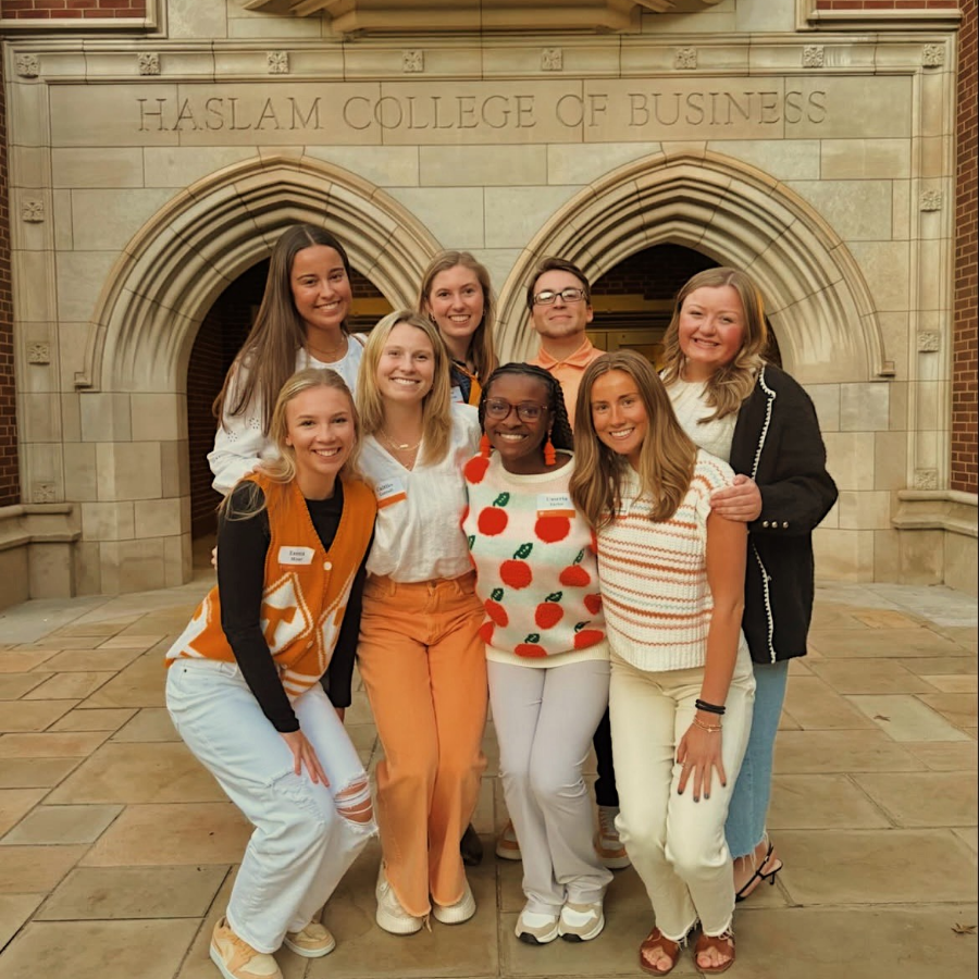 Our second senior spotlight is Haylee Ferguson! She graduates this spring with a bachelor’s degree in food and agricultural business and plans to stay in Knoxville to pursue a master’s degree in agricultural economics. 🧡 🎓 #HerbertProud

Learn more at herbert.utk.edu/blog