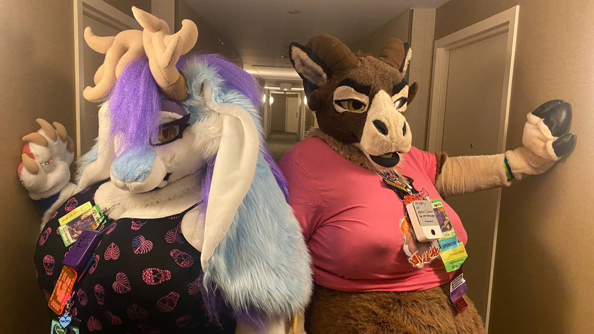 Sheath Queen (@yaudizz) on Twitter photo Two bad bitches taking up the whole damn hallway. Better clear out of the way cause we aint stoppin'
With <a href="/nuvimoontear/">Nuvi Moontear</a>
#furry #FursuitFriday #fursuit Two bad bitches taking up the whole damn hallway. Better clear out of the way cause we aint stoppin'
With <a href="/nuvimoontear/">Nuvi Moontear</a>
#furry #FursuitFriday #fursuit