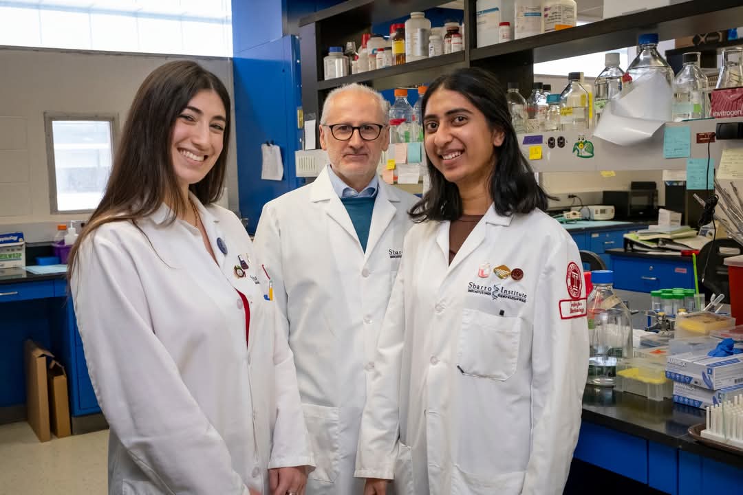 Dr Antonio Giordano (@profgiordanoa) on Twitter photo The greatest good fortune I have is to #work with #young people. And I'll tell you why. Every day in #Philadelphia, young researchers and students enliven the <a href="/sbarro_health/">Sbarro Health Research Organization (SHRO)</a> labs with crazy grit. The first ones in and the last ones out. The sense of dedication they have is The greatest good fortune I have is to #work with #young people. And I'll tell you why. Every day in #Philadelphia, young researchers and students enliven the <a href="/sbarro_health/">Sbarro Health Research Organization (SHRO)</a> labs with crazy grit. The first ones in and the last ones out. The sense of dedication they have is