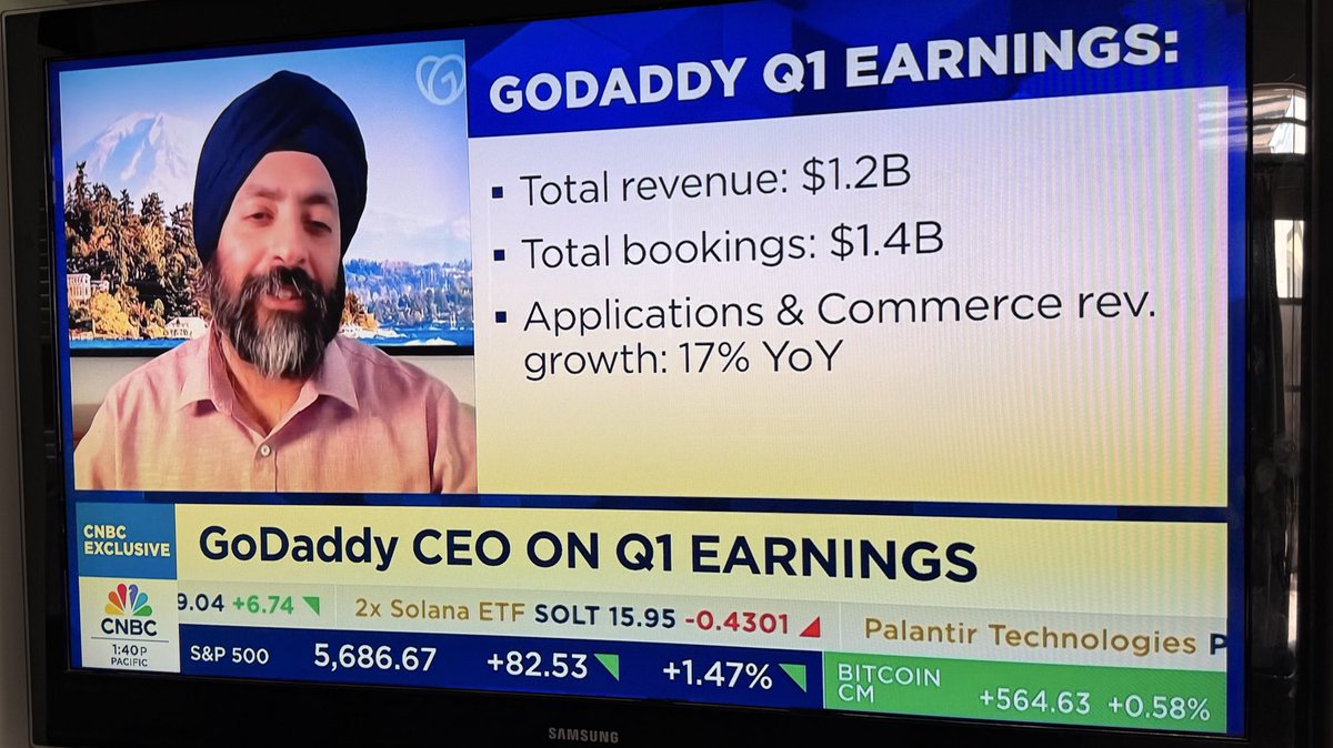 Sarbjeet Johal (@sarbjeetjohal) on Twitter photo Aman Bhutani (<a href="/sh0kunin/">Aman Bhutani</a>), CEO of <a href="/GoDaddy/">GoDaddy</a>, explained their last quarter while talking to <a href="/jonfortt/">Jon Fortt</a> and <a href="/MorganLBrennan/">Morgan Brennan</a>, moments ago.
GoDaddy has lot of visibility into health of American SMBs. BTW, I am a customer since 1997 :) Aman Bhutani (<a href="/sh0kunin/">Aman Bhutani</a>), CEO of <a href="/GoDaddy/">GoDaddy</a>, explained their last quarter while talking to <a href="/jonfortt/">Jon Fortt</a> and <a href="/MorganLBrennan/">Morgan Brennan</a>, moments ago.
GoDaddy has lot of visibility into health of American SMBs. BTW, I am a customer since 1997 :)