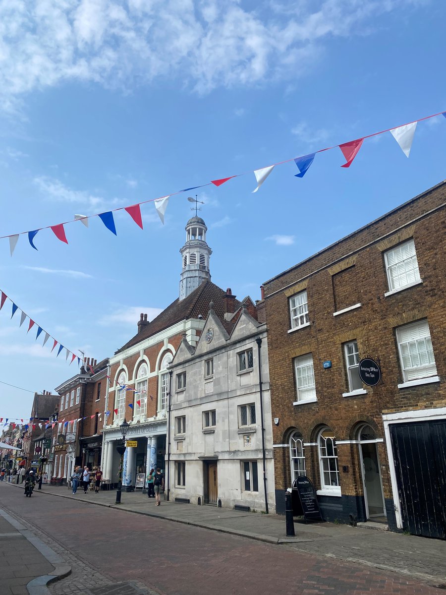 Huguenot Museum (@huguenotmuseum) on Twitter photo đłïžâđWeâre open for the Sweeps Festival!đłïžâđ
Visit the Huguenot Museum on 3rd, 4th & 5th May, 11amâ4pm.
Refreshed gallery (small fee, under 5's free â tickets valid all yr), free kidsâ trail, #popupmarket & #giftshop â no ticket needed!#SweepsFestival #HuguenotMuseum #RochesterEvents đłïžâđWeâre open for the Sweeps Festival!đłïžâđ
Visit the Huguenot Museum on 3rd, 4th & 5th May, 11amâ4pm.
Refreshed gallery (small fee, under 5's free â tickets valid all yr), free kidsâ trail, #popupmarket & #giftshop â no ticket needed!#SweepsFestival #HuguenotMuseum #RochesterEvents
