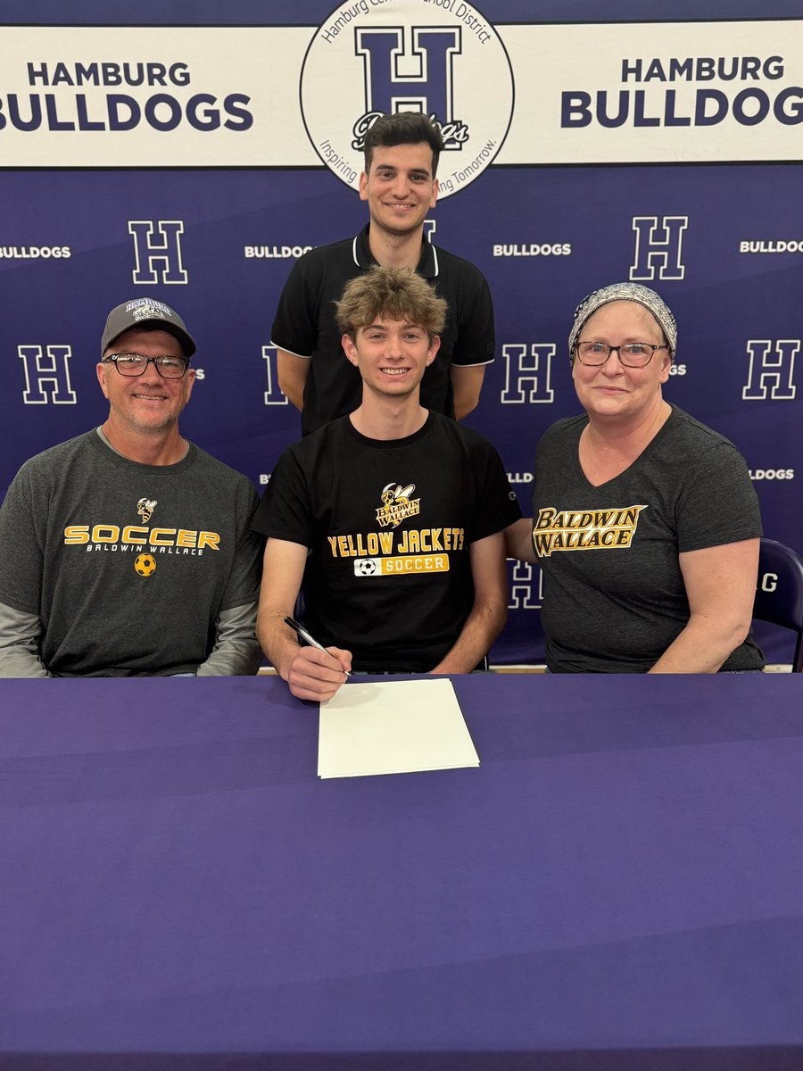 Hamburg_Soccer's tweet image. Congrats to our 2025 college signees!

Thomas Getz - Baldwin Wallace University

James Gilbert - Pace University

#BleedPurple