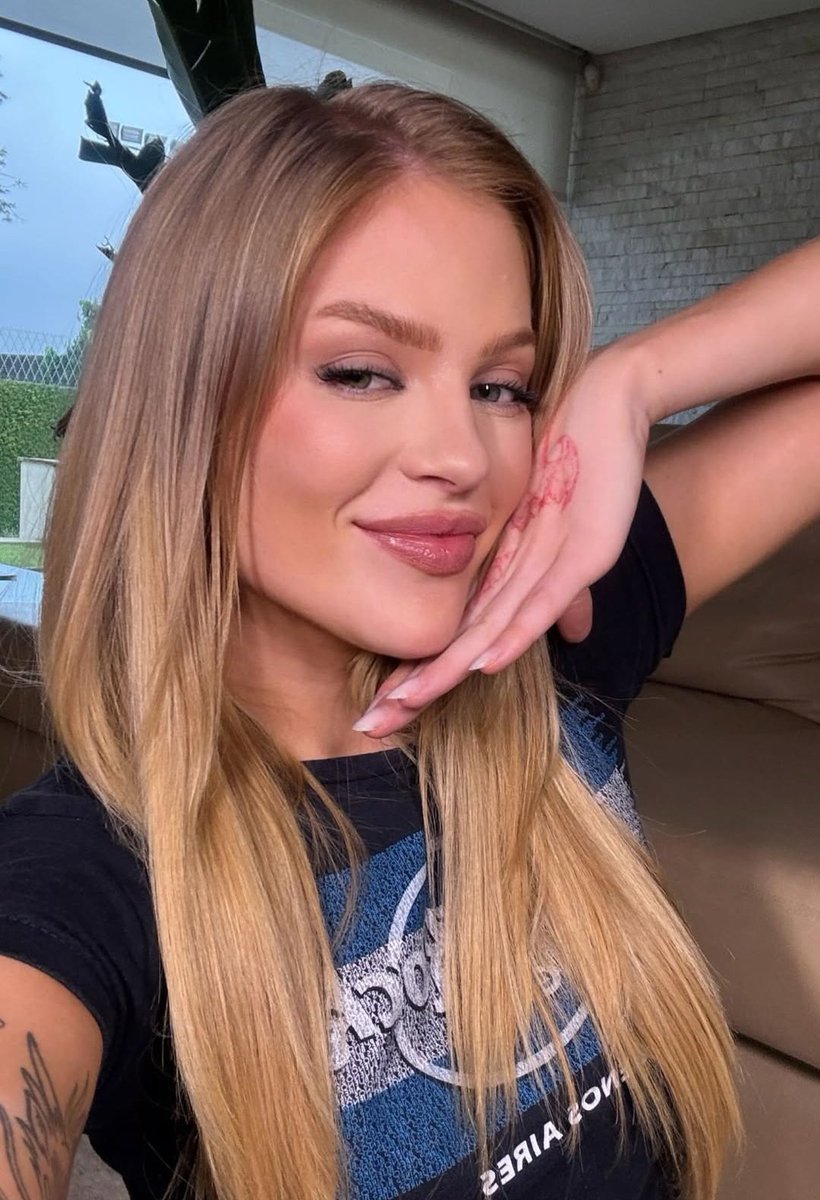 RDTSonza's tweet image. Luísa Sonza.