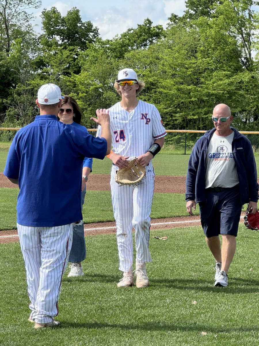 North Point Grizzlies tweet media