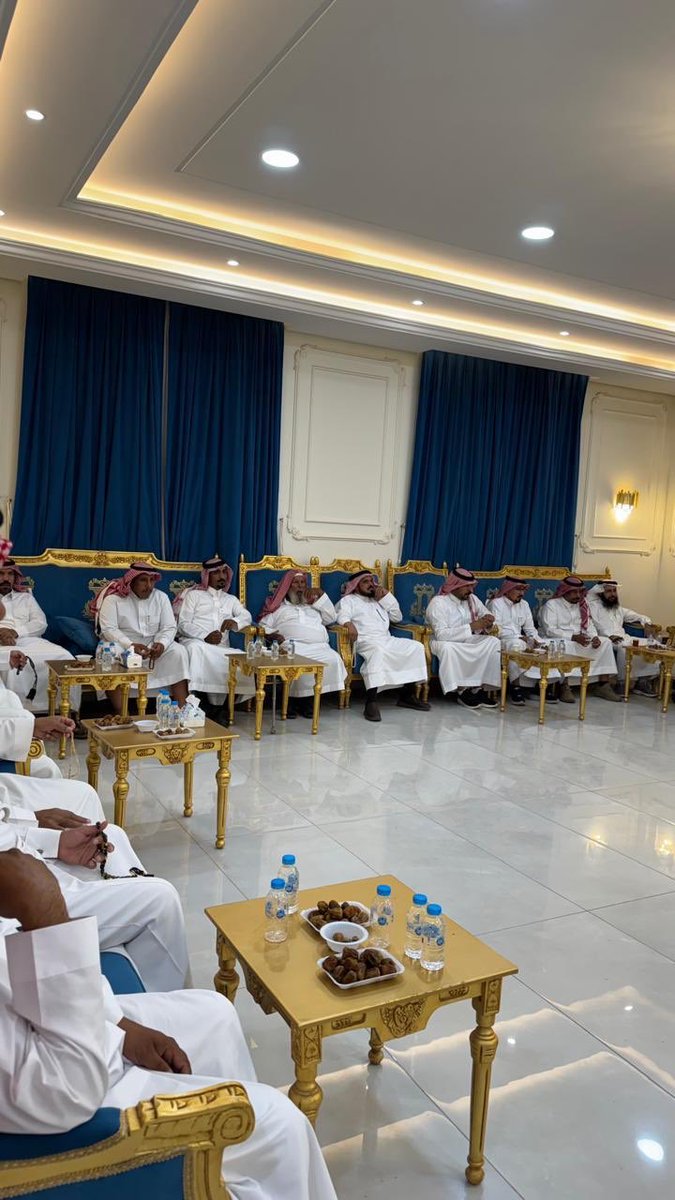ملتقى العبادين السنوي بضيافة  
أبناء/ عيد بن صنهات الشعيفاني 

لهذا اليوم الجمعة تاريخ 4 / 11 / 1446هـ 
في قاعة مجالس الضيافة بقصر ابن عقيل .