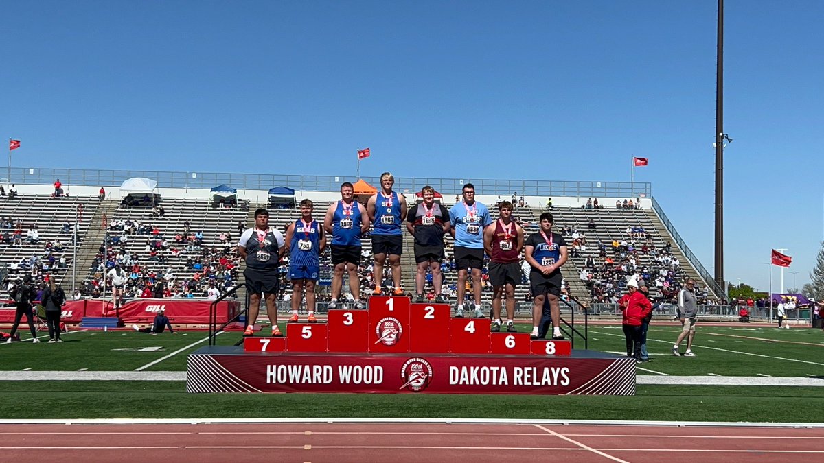 🏆 HOWARD WOOD CHAMP🏆
Paul Hoekman claims the SHOT PUT title with 64-07.25
Marcus Furth in 🥉with 56-04