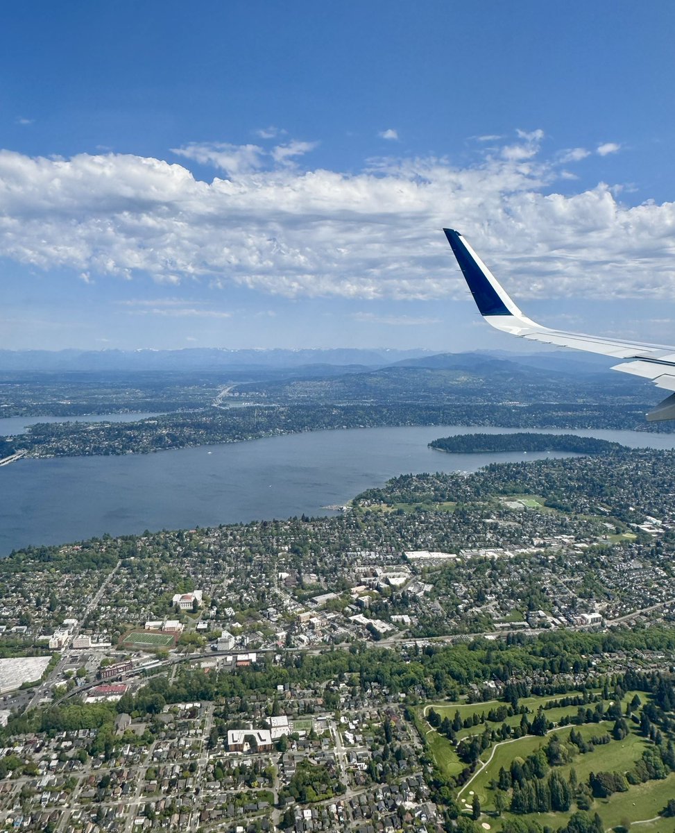 Rajika Jindani, MD, MPH, MS (@rajikajindani) on Twitter photo Excited to be in Seattle for #AATS2025 with an incredible lineup of speakers and presentations ahead! Grateful to wrap up my research years at such a premier event. Come to the Lillehei session tomorrow to see our basic science work!
<a href="/AATSHQ/">AATS</a> <a href="/MontefioreSurg/">Montefiore Surgery</a> <a href="/MontefioreNYC/">Montefiore Health System</a> Excited to be in Seattle for #AATS2025 with an incredible lineup of speakers and presentations ahead! Grateful to wrap up my research years at such a premier event. Come to the Lillehei session tomorrow to see our basic science work!
<a href="/AATSHQ/">AATS</a> <a href="/MontefioreSurg/">Montefiore Surgery</a> <a href="/MontefioreNYC/">Montefiore Health System</a>