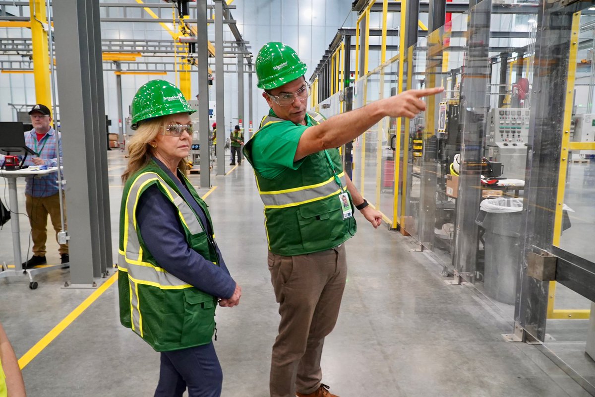 Sen. Marsha Blackburn tweet media