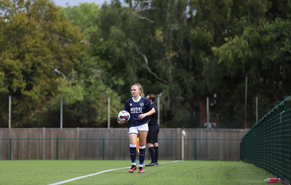 Millie connell ๐ (@milliecon1) on Twitter photo Hi Everyone ,
I recently received the dreaded news that I have ruptured my left ACL. I have set up a go fund me page to enable me to have surgery.
Any support would be greatly appreciated ๐
gofundme.com/f/7xggpc-acl-sโฆ
<a href="/MillwallFC/">Millwall FC</a> <a href="/Millwall_LFC/">Millwall Lionesses</a> Hi Everyone ,
I recently received the dreaded news that I have ruptured my left ACL. I have set up a go fund me page to enable me to have surgery.
Any support would be greatly appreciated ๐
gofundme.com/f/7xggpc-acl-sโฆ
<a href="/MillwallFC/">Millwall FC</a> <a href="/Millwall_LFC/">Millwall Lionesses</a>