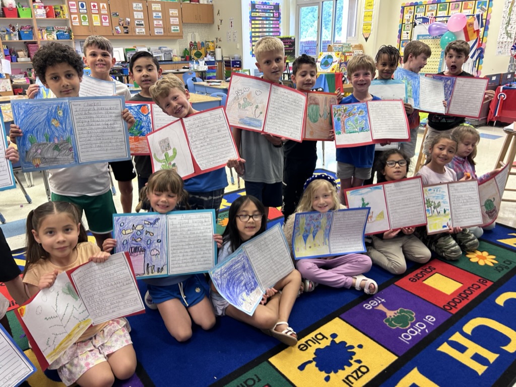 🌎🇺🇸🇨🇱<a href="/ParticipateLrng/">Participate Learning</a>  for this recognition. Honestly these beautiful credentials guide my path as an Ambassador Teacher and enhance so many cultural and global learning experiences in my classroom and community #unitingourworld
<a href="/MGSDschools/">MGSD schools</a>