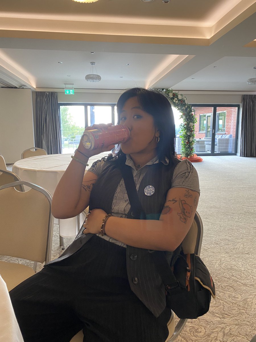 sam_wav's tweet image. available for weddings