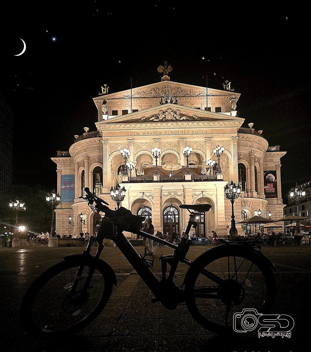 SGEtienneTurner's tweet photo. FRANKFURT SOOO 💕❤️
___
#FRANKFURT | #AlteOper | #FrankfurtCity https://t.co/OI9XfNkrjy