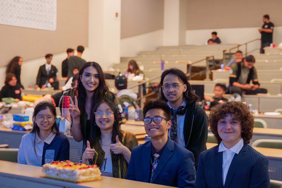 CSULB Esports is proud to announce our 2025-2026 Executive Board!! 🎉🥳

We can’t wait for you all to see what our board has in store for next year! 🔥👏