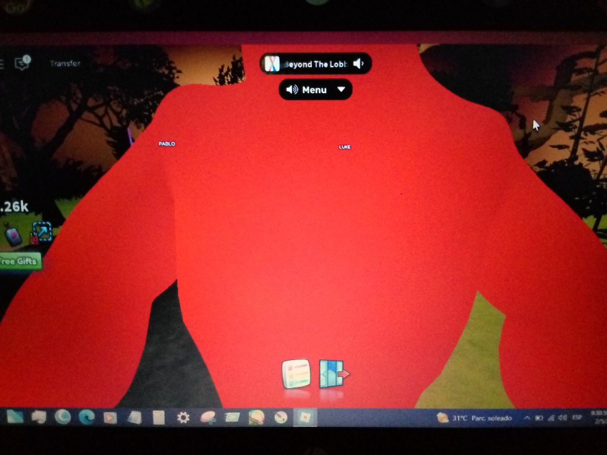 Roblox's tracking camera zoomed in too far, but now I have a full view of Hellish's back. 🫦