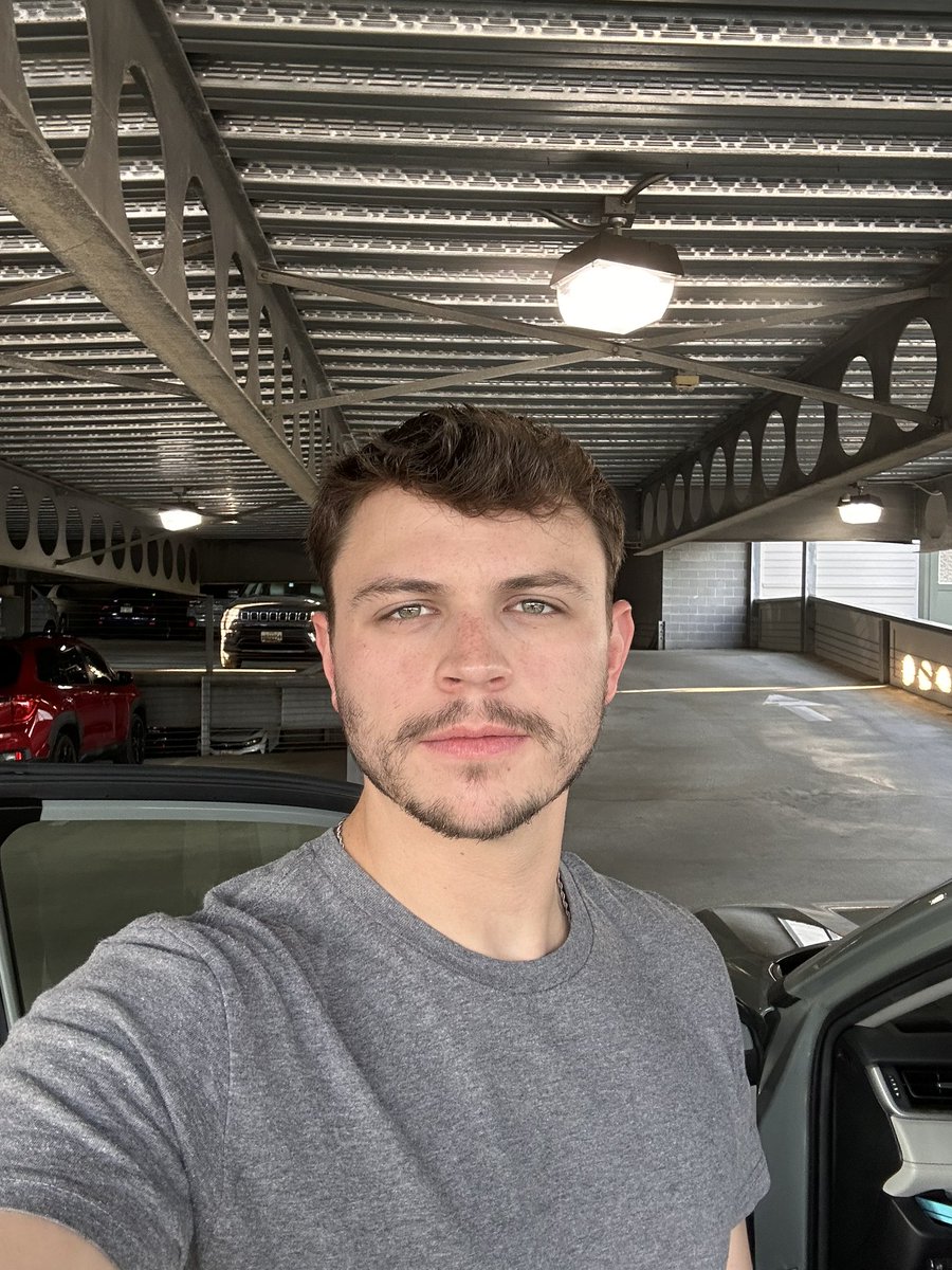 zach tweet media
