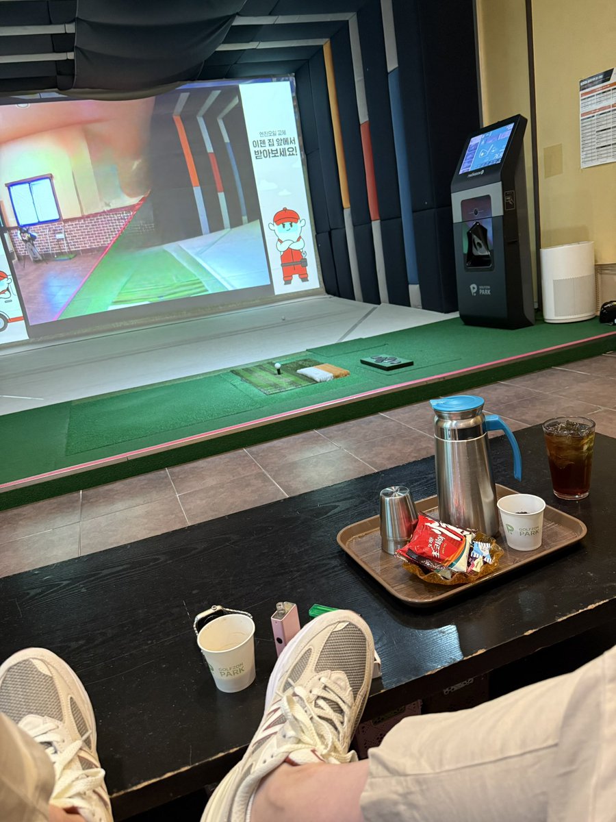 #울산 #포항 #골프 #스크린
오늘 저랑스크린가실분 없나요 ㅠ
야하게 놀소싶은데🥹
 #부부 #커플 #솔남 #솔녀