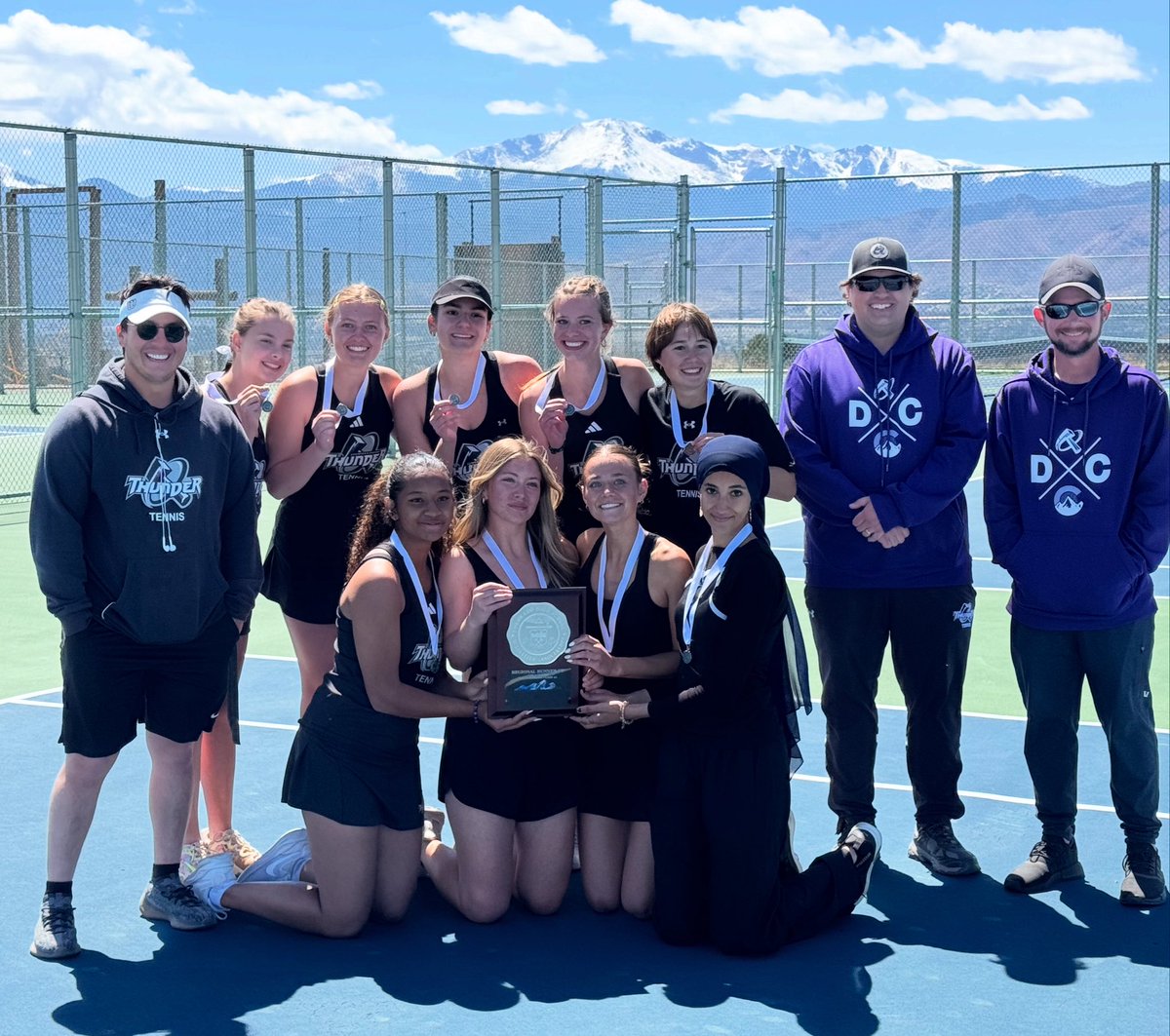Girls Tennis 🎾 are Regional Runners-Up! 10 of the girls are off to state! #GoThunder #copreps