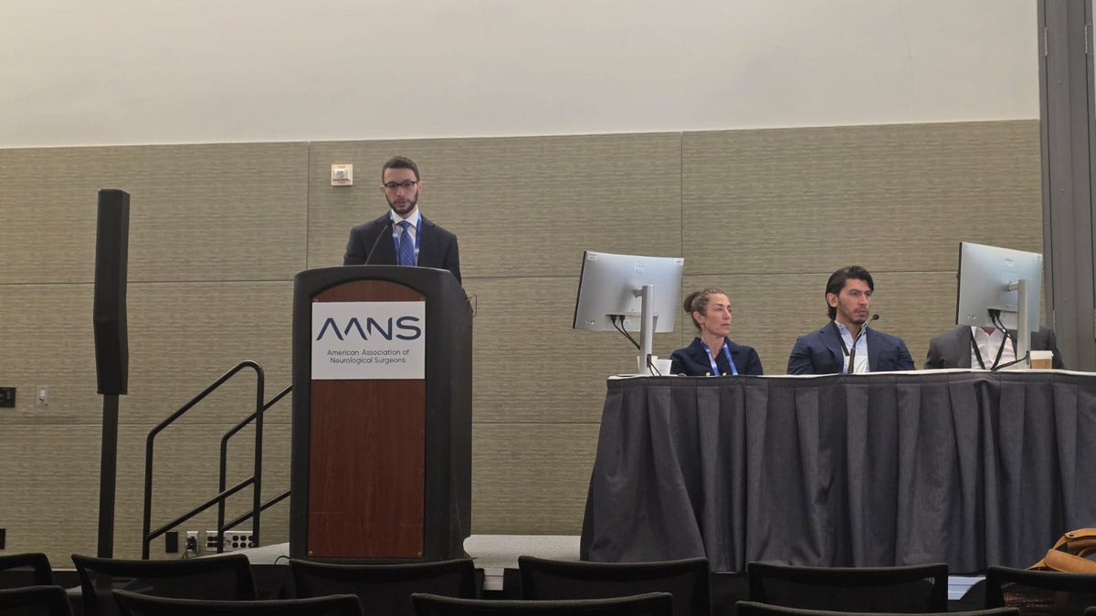 WashU Neurosurgery made a significant impact at AANS this year! From delivering outstanding presentations and directing immersive, hands-on Practical Clinics to receiving notable awards and exploring some favorite local restaurants, our team’s experience was amazing!

#aans2025