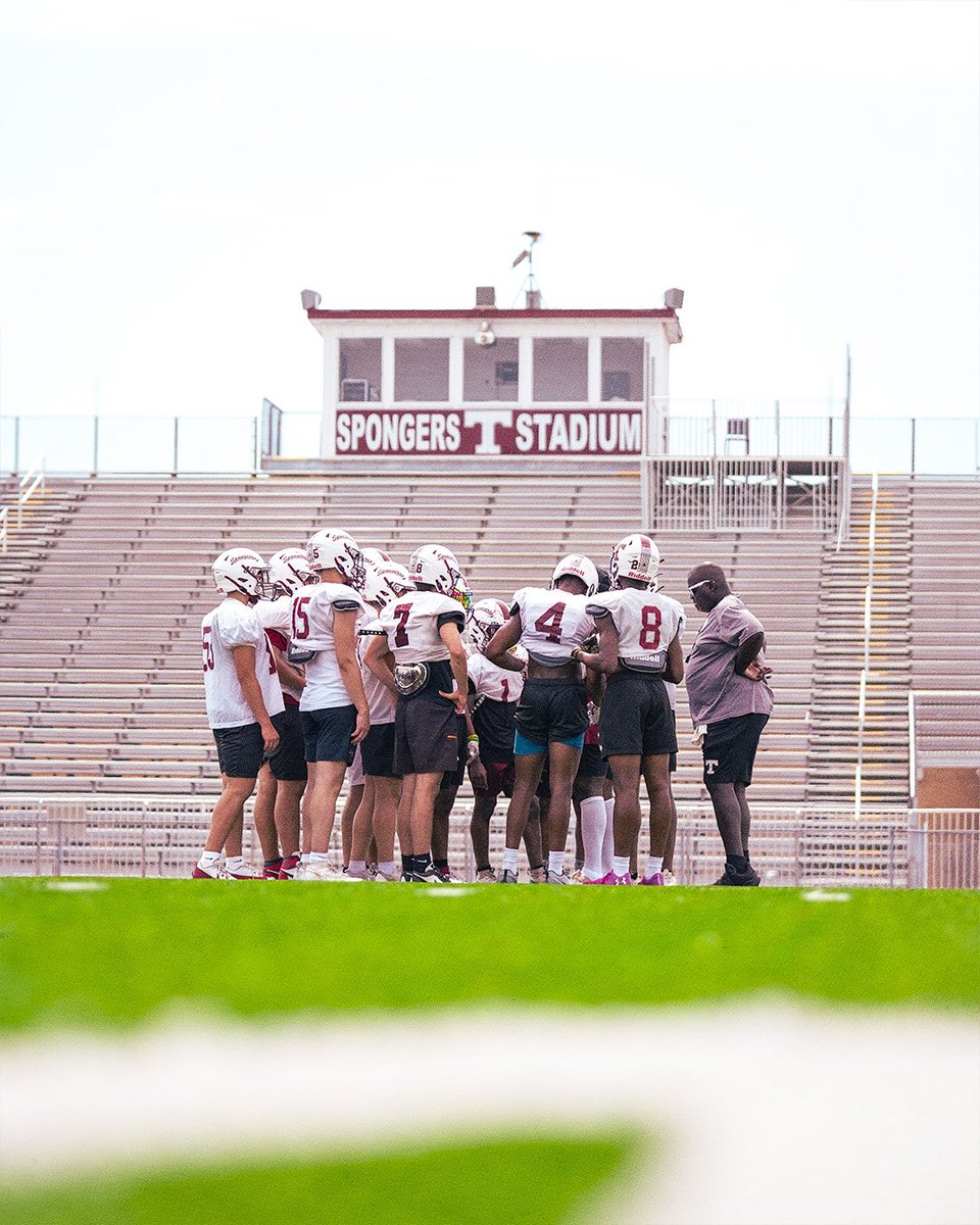 Nothing easy. Everything earned. 

#SpongerPride #AnchoredInTarpon