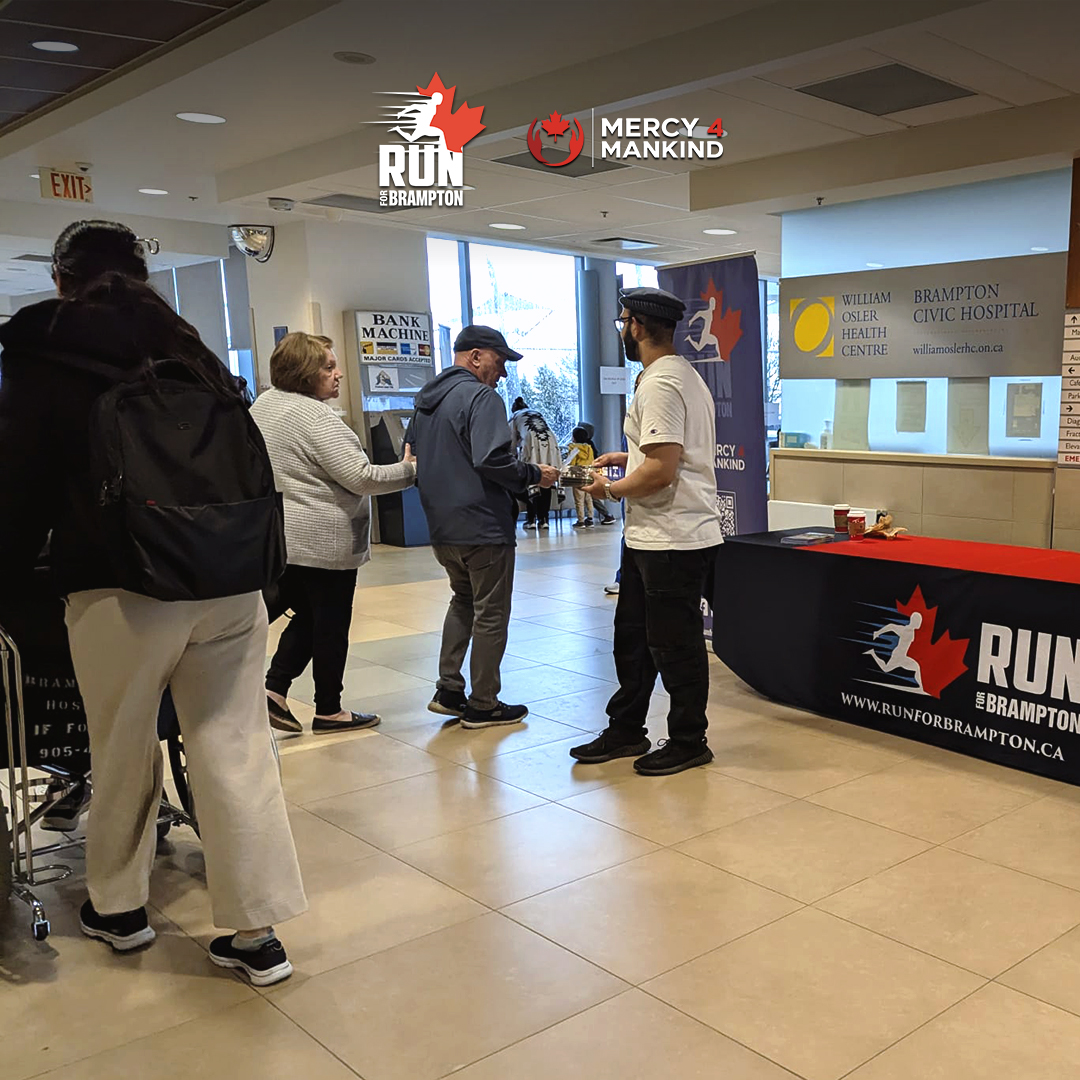 Run4Brampton's tweet photo. 𝗥𝗨𝗡 𝗙𝗢𝗥 𝗕𝗥𝗔𝗠𝗣𝗧𝗢𝗡

Our amazing volunteers are spreading awareness and handing out flyers!

Join us on May 11th at 9AM at Central Peel Turf Field for a run in support of @OslerHealth 

Register Now: https://t.co/Yw0e3xxkjc

#RunForBrampton #Brampton #Mercy4Mankind https://t.co/5NYWkTyTkw