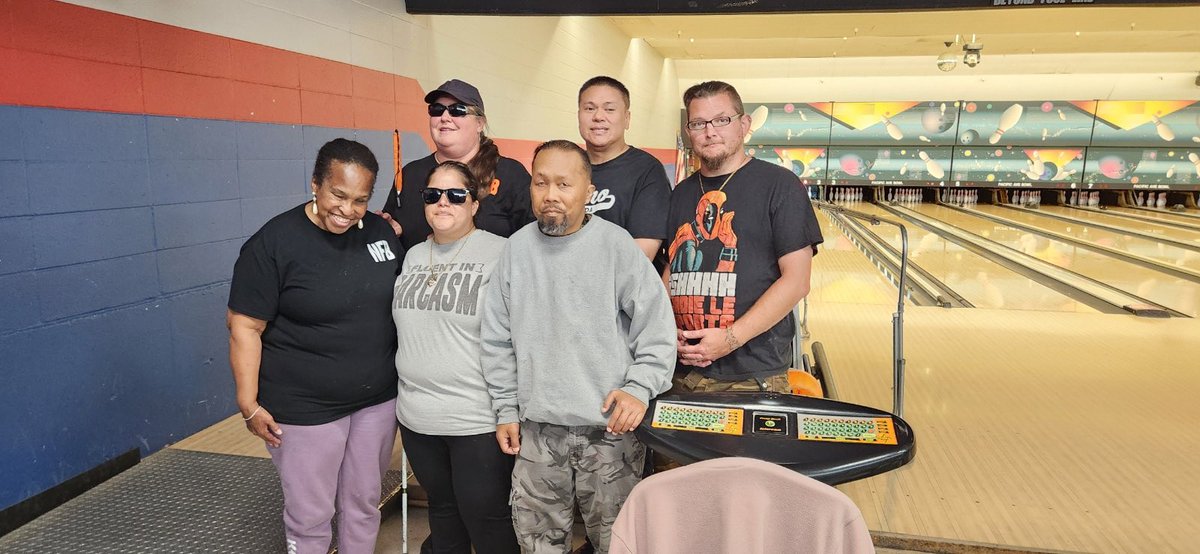NFB bowlers were out at Pacific Avenue Bowl in full force today! 6 of our 8 bowlers are shown in this photo. Lisa topped the women and Jacobe topped the men. Looking forward to next month! Thank you, Janet And Cliff for volunteering with us today!