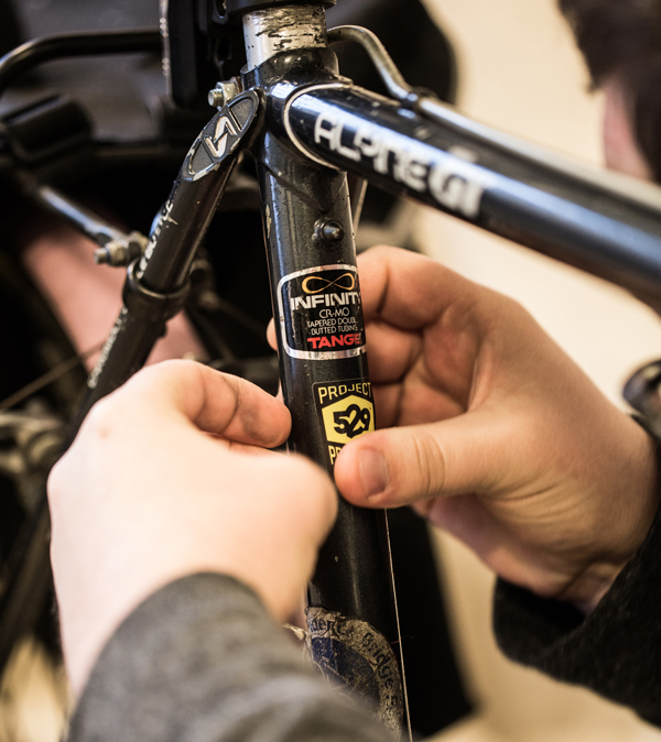 🚲 Sidney/North Saanich RCMP and Project529 have partnered up to offer the public FREE serialized bike shield stickers! Retails at $16.

📍 Visit RCMP at 9895 Fourth Street in Sidney to register your bike

Learn more about the project and how it works: project529.com/garage