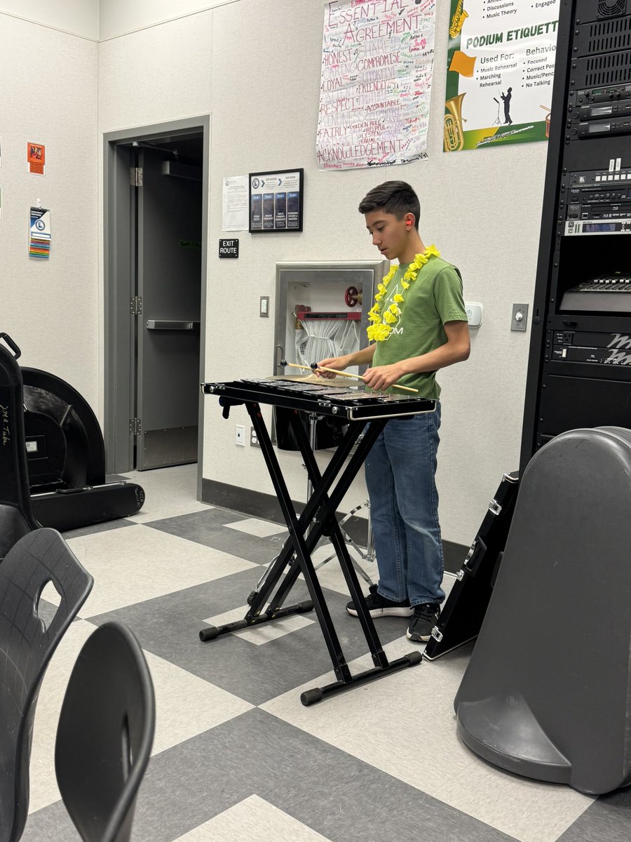 Our drum line students actively  preparing for their Spring Concert. #ibmyp #SCIAleadstheway #Burtonexperience #ibmypthearts <a href="/SCIABEARS/">SCIA</a>