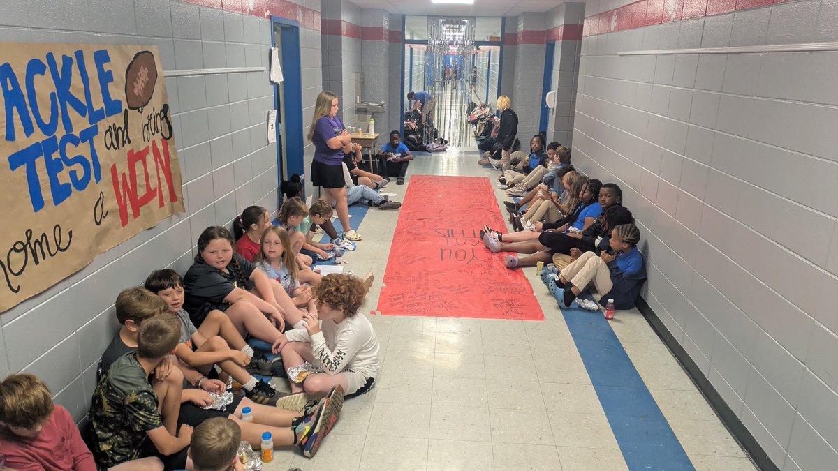 Thank you to Cokers Chapel for providing our 4th graders with breakfast before testing on Thursady! The students appreciated it very much!