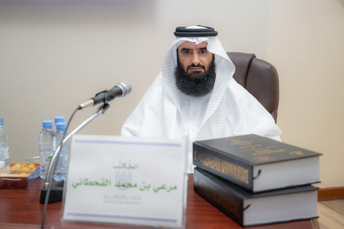 huss_07's tweet photo. أُبارك لأبن العم العقيد د/مرعي بن محمد ال درويش 
على حصوله على درجة الدكتوراه ..
اسأل الله لك التوفيق والسداد وزادك الله علمًا ومعرفة .

#سراة_عبيدة 
#جامعة_أم_القرى 
@Sarat_Abeedah 
@Bani_bishr https://t.co/pYmCRah5Ck