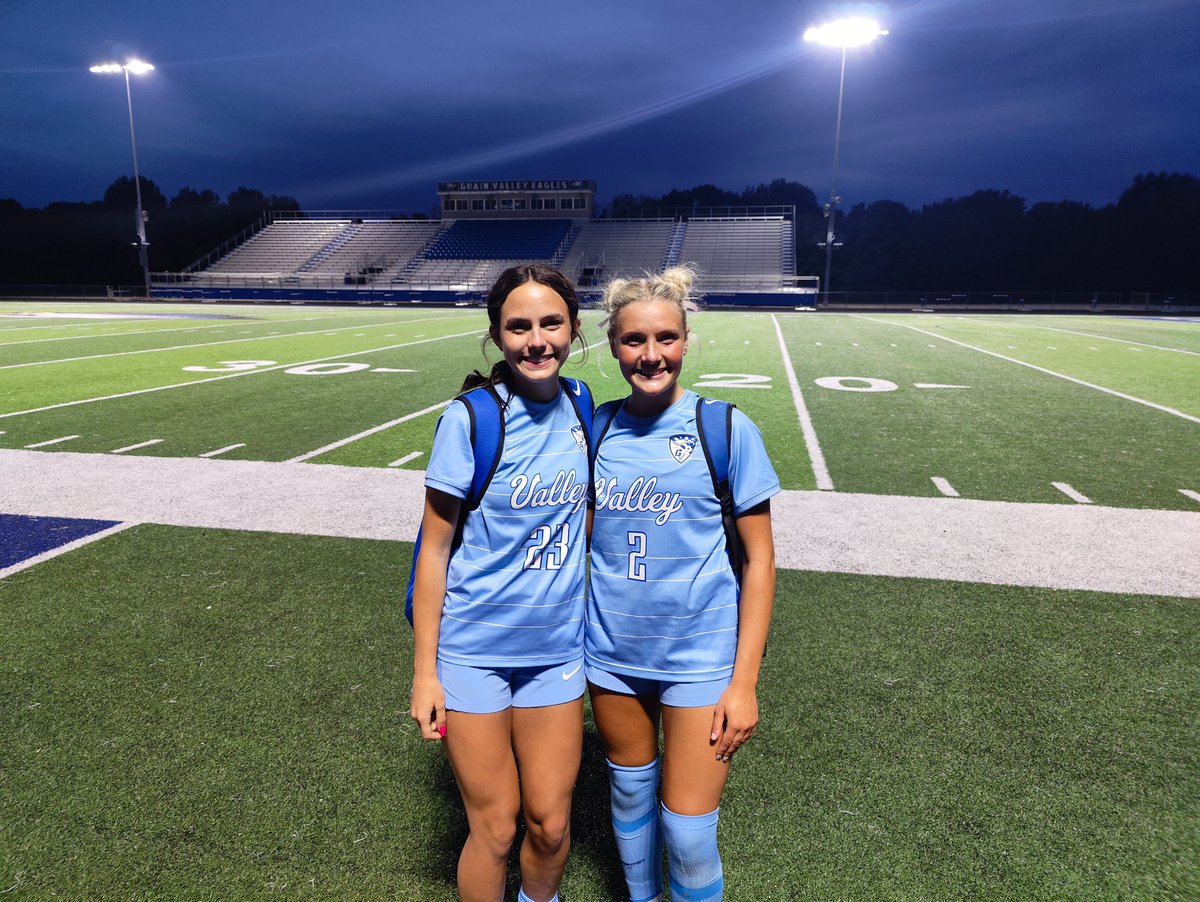 In Sports: Week-long break helps energize Eagles defeat Indians 3-1

grainvalleynews.com/news/week-long…

Story and photo by <a href="/MSmith2324/">Michael Edward</a>