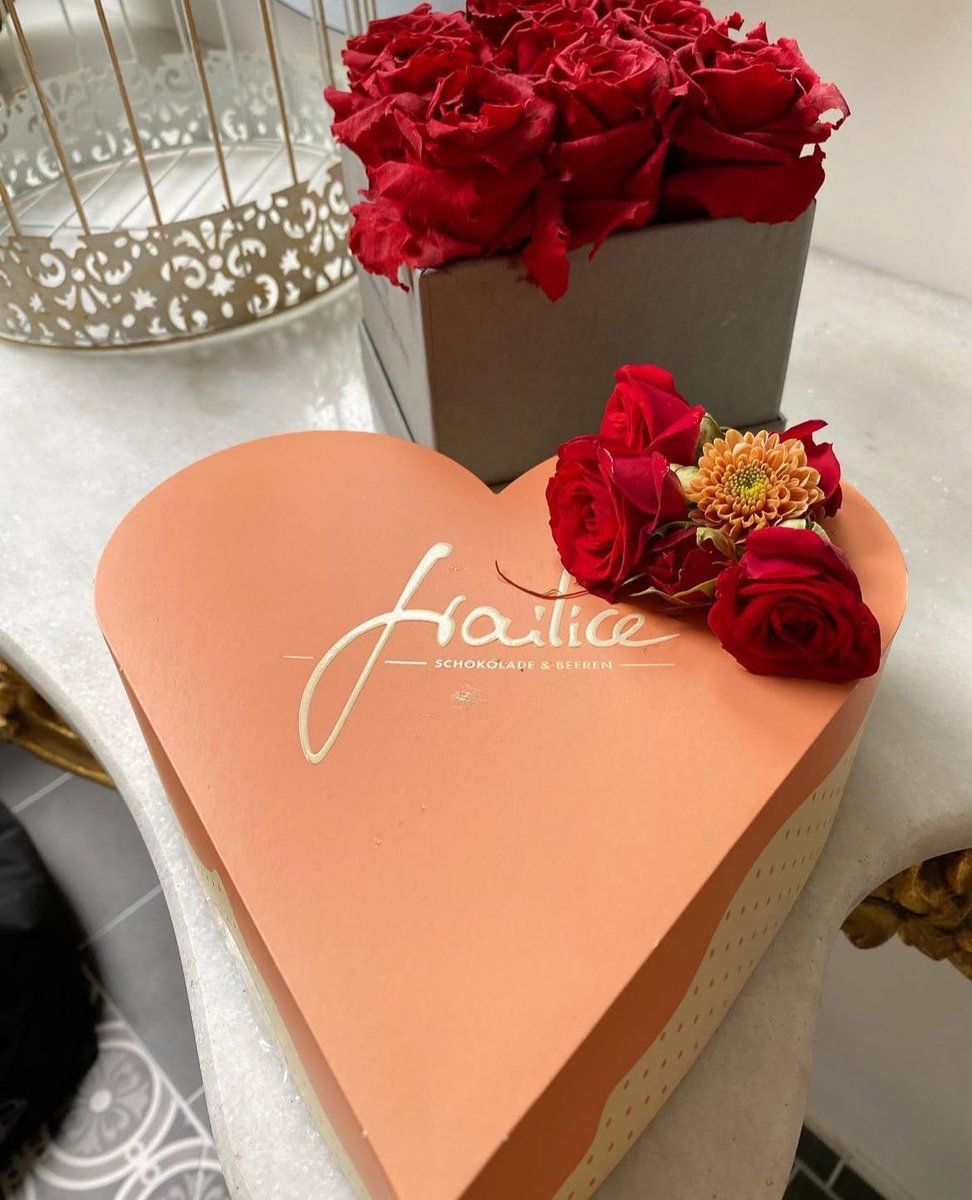 Truly touched by the surprise gift from a thoughtful client,thank you! Your kindness and appreciation mean a great deal. Grateful to work with such wonderful people